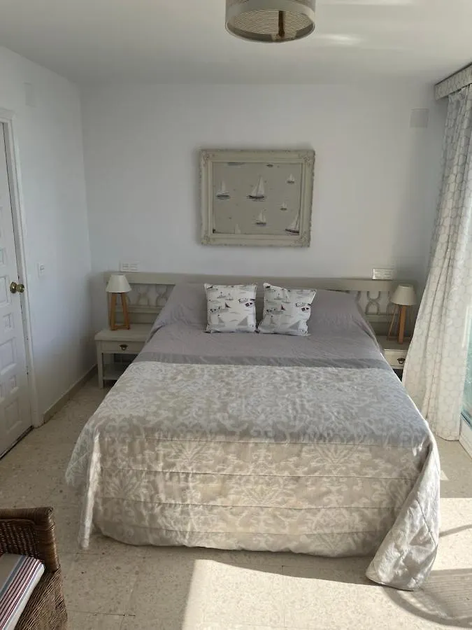 Large Three Bedroom Apartment Panoramic Sea Views Estepona 0*,  España