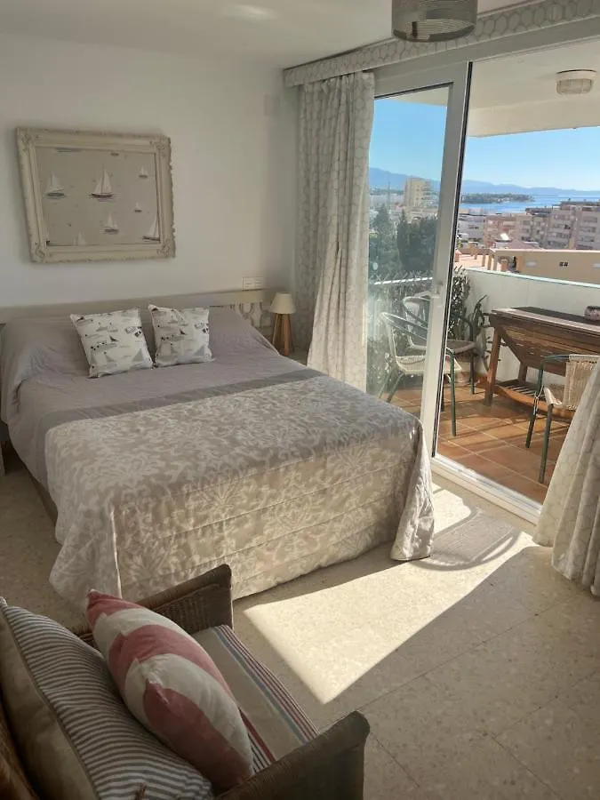 Large Three Bedroom Apartment Panoramic Sea Views Estepona